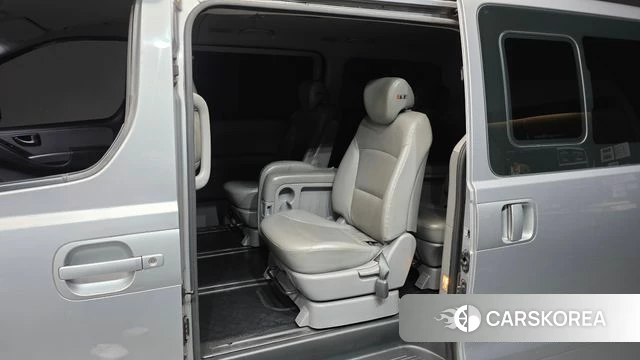 Hyundai The New Grand Starex id 4993653 из Кореи 18