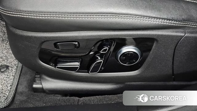 Genesis G90 id 4988113 из Кореи 18