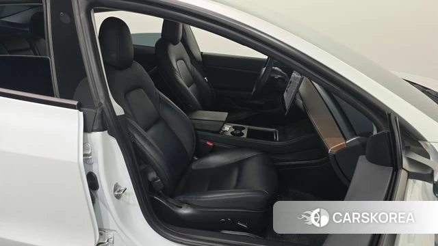 Tesla Model 3 id 4936772 из Кореи 18