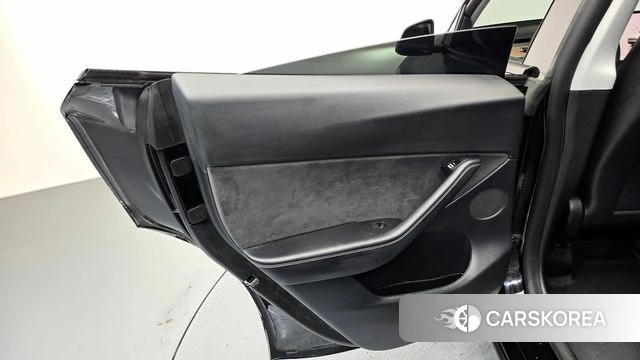 Tesla Model Y id 4864000 из Кореи 18