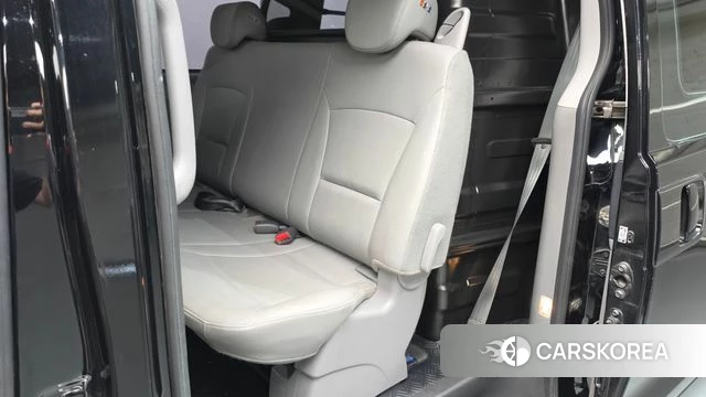 Hyundai The New Grand Starex id 4959731 из Кореи 18