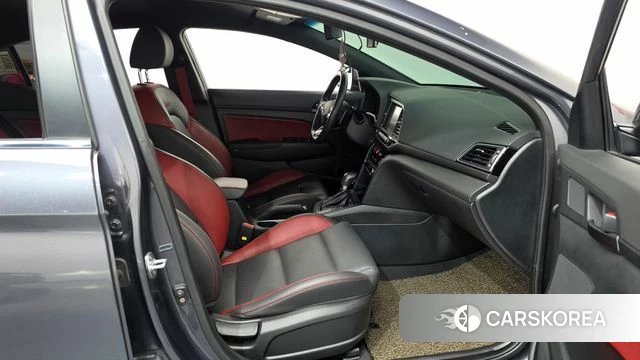 Hyundai Avante AD id 4765562 из Кореи 18
