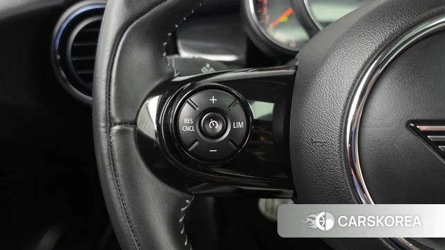 Mini Cooper S id 5028449 из Кореи 18