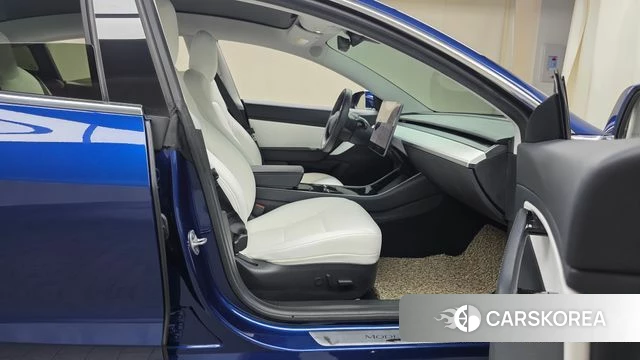 Tesla Model 3 id 4836629 из Кореи 18