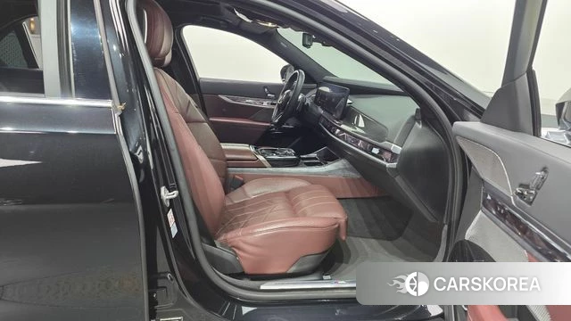 BMW 7 Series (G70) id 4935359 из Кореи 18