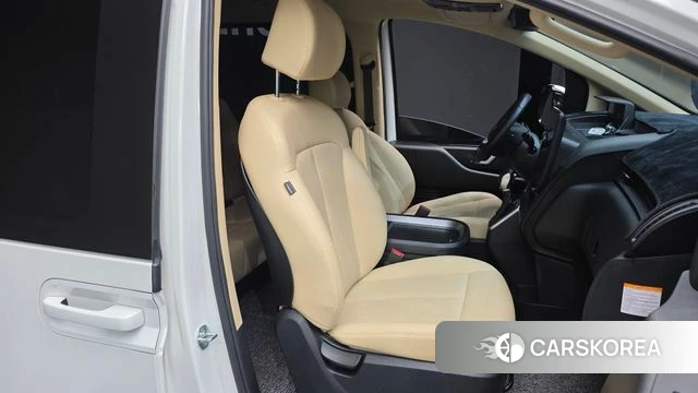 Hyundai Staria id 5052072 из Кореи 18