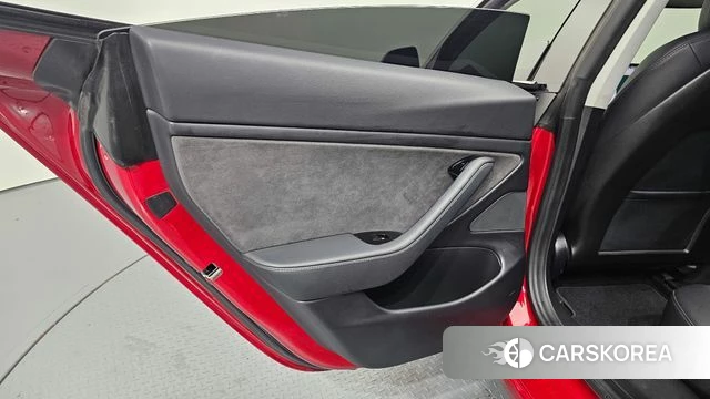 Tesla Model 3 id 4754959 из Кореи 18
