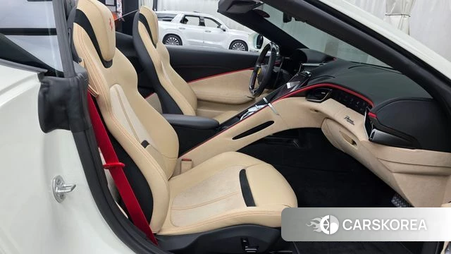 Ferrari Rome id 4990564 из Кореи 18