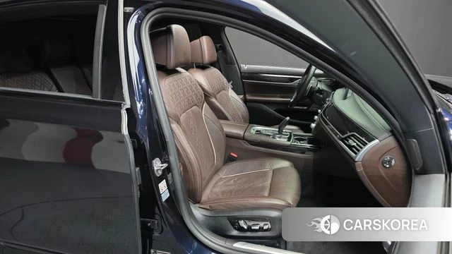 BMW 7 Series (G11) id 5024114 из Кореи 18