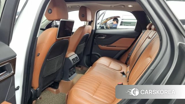 Jaguar F-PACE id 4993618 из Кореи 18