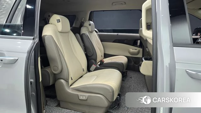 Kia The New Carnival 4th Generation id 5051648 из Кореи 18