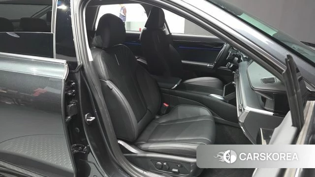 Hyundai Grandeur (GN7) id 4506429 из Кореи 18