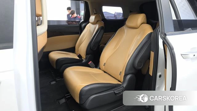 Kia Carnival 4th generation id 4929700 из Кореи 18