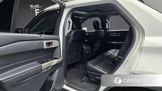 Ford Explorer 6th Generation id 4898946 из Кореи 18