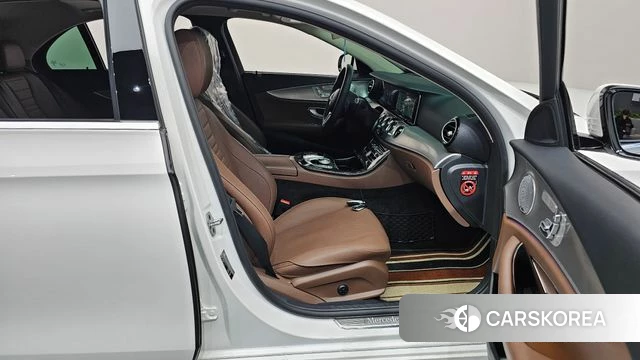 Mercedes-Benz E-Class W213 id 5023736 из Кореи 18