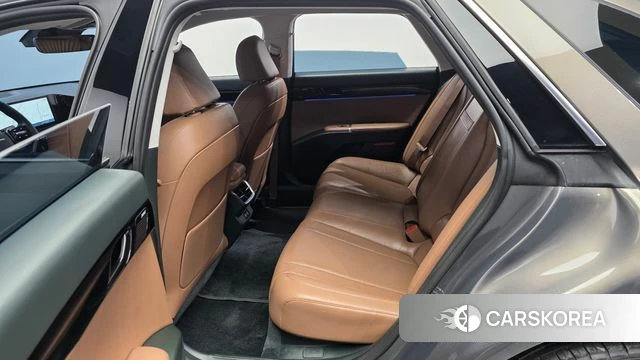 Hyundai Grandeur (GN7) id 5026885 из Кореи 18