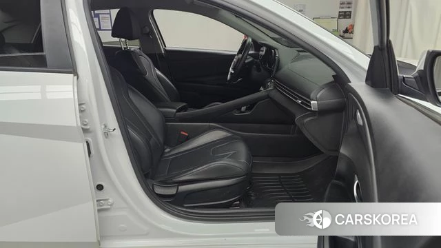 Hyundai Avante Hybrid (CN7) id 4958602 из Кореи 18