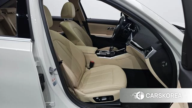 BMW 3 Series (G20) id 4993244 из Кореи 18