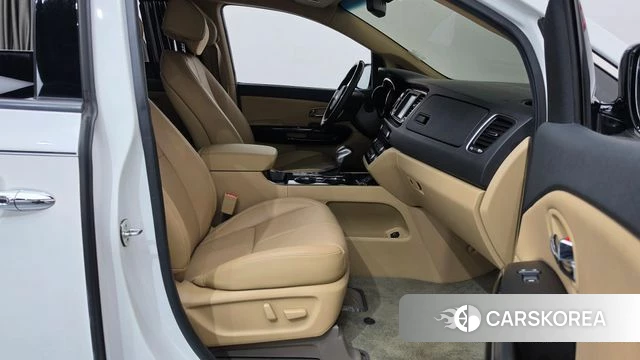 Kia The New Carnival id 4952880 из Кореи 18