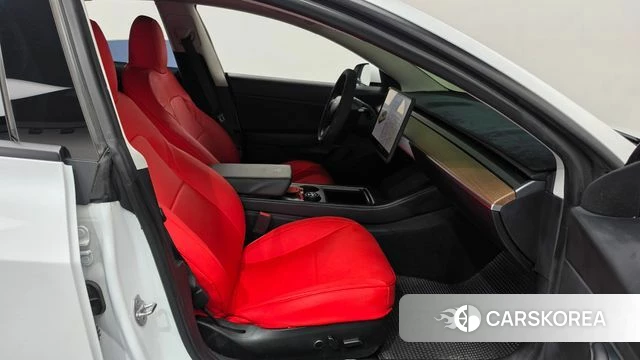 Tesla Model 3 id 4936752 из Кореи 18