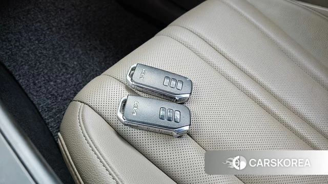 Kia K8 Hybrid id 5034096 из Кореи 18