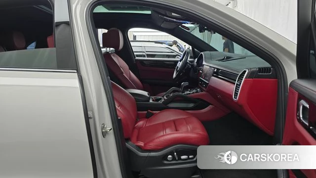 Porsche Cayenne (PO536) id 4769660 из Кореи 18