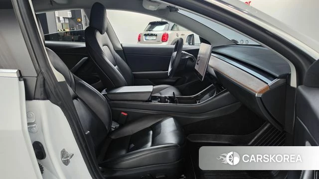 Tesla Model 3 id 4987639 из Кореи 18