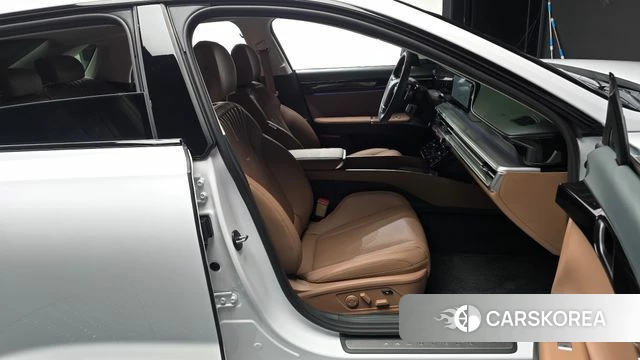 Hyundai Grandeur (GN7) id 4782838 из Кореи 18
