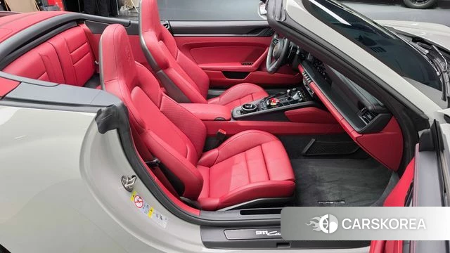 Porsche 911(992) id 5016628 из Кореи 18