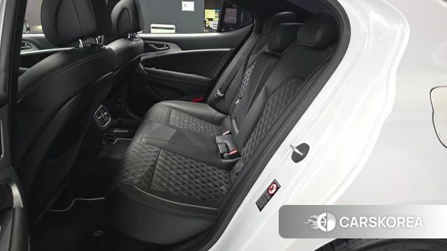 Genesis G70 id 4977684 из Кореи 18