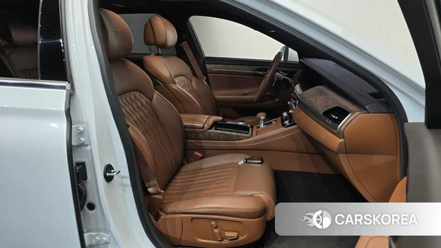 Genesis G90 id 5048369 из Кореи 18