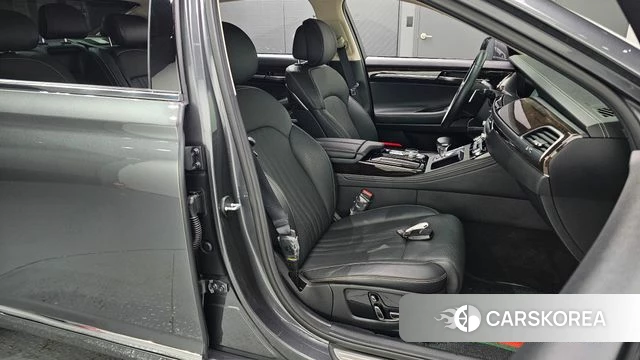 Genesis G90 id 4993083 из Кореи 18