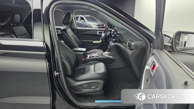 Ford Explorer 6th Generation id 4642168 из Кореи 18