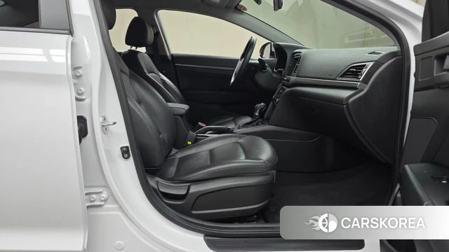 Hyundai Avante AD id 4746809 из Кореи 18