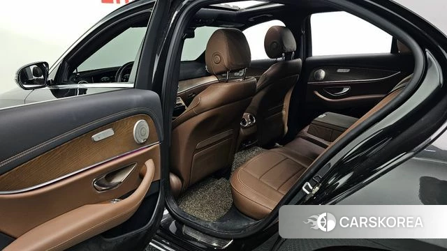 Mercedes-Benz E-Class W213 id 5028339 из Кореи 18