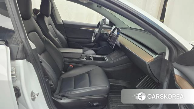 Tesla Model 3 id 4716631 из Кореи 18