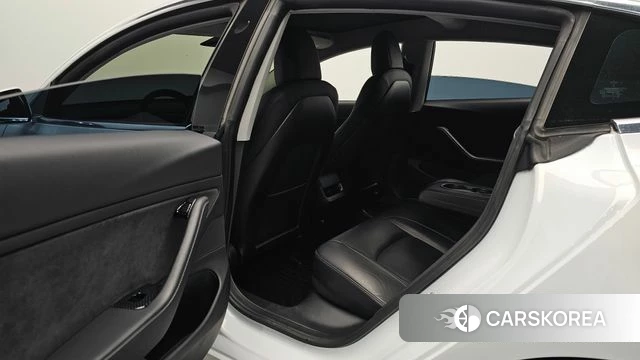Tesla Model 3 id 5041314 из Кореи 18