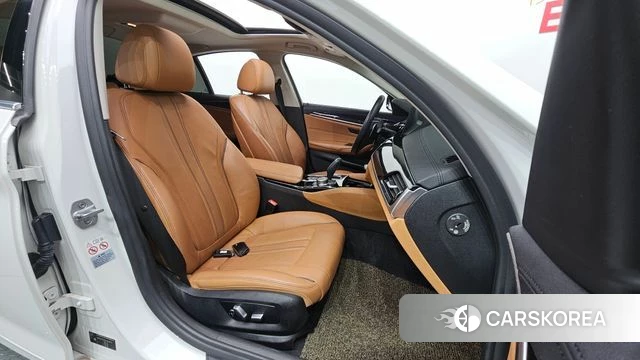 BMW 5 Series (G30) id 4988521 из Кореи 18