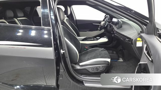 Kia EV6 id 5022829 из Кореи 18