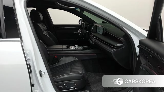 Genesis G90 (RS4) id 5027434 из Кореи 18