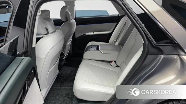 Hyundai Grandeur (GN7) id 5026819 из Кореи 18