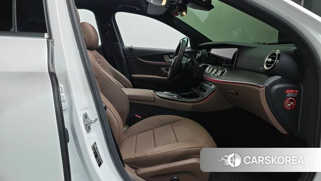 Mercedes-Benz E-Class W213 id 4905423 из Кореи 18