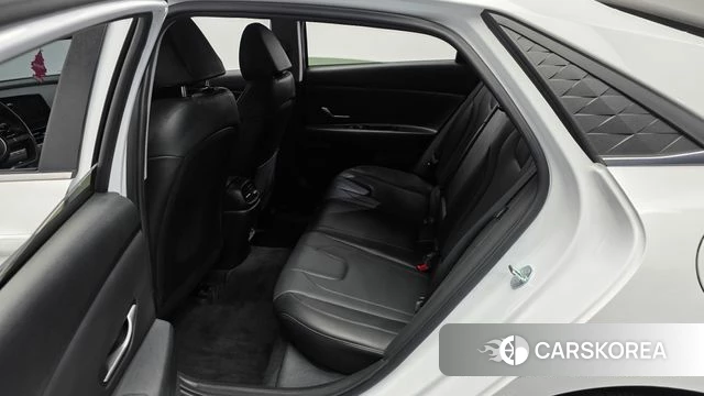 Hyundai The New Avante (CN7) id 4980350 из Кореи 18