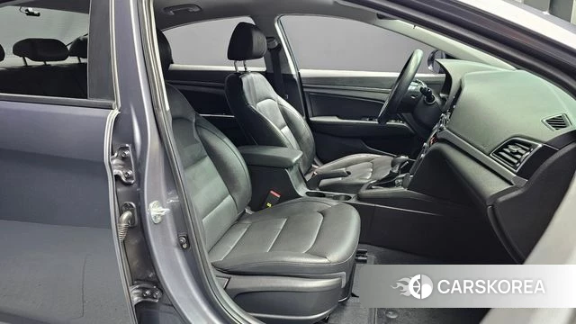 Hyundai Avante AD id 4967900 из Кореи 18