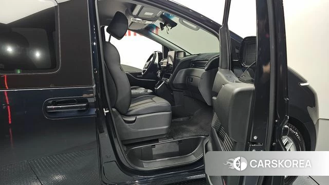Hyundai Staria id 4762894 из Кореи 18