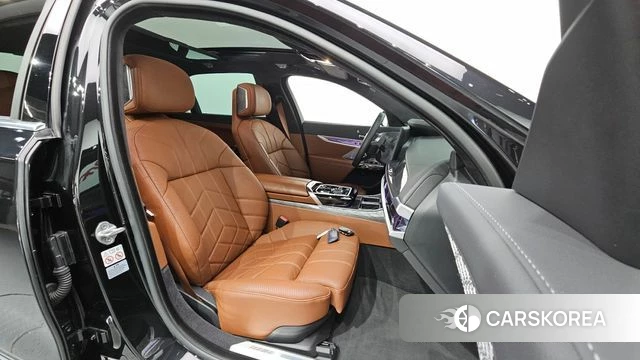 BMW i7 (G70) id 5021760 из Кореи 18
