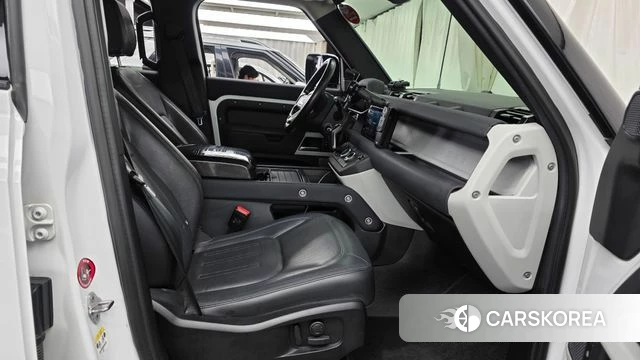 Land Rover Defender (L663) id 4992342 из Кореи 18