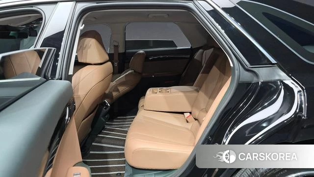 Hyundai Grandeur (GN7) id 5025884 из Кореи 18