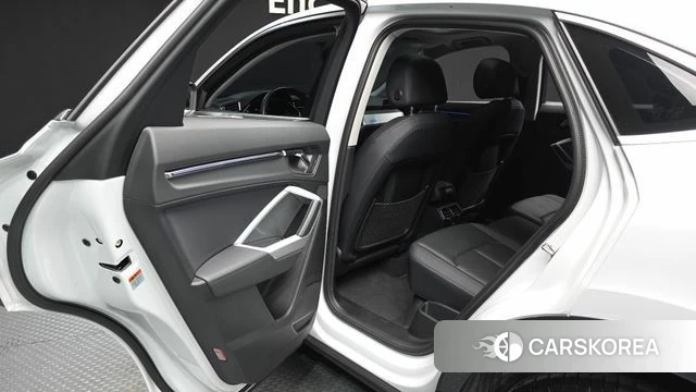 Audi Q3 (F3) id 4753011 из Кореи 18