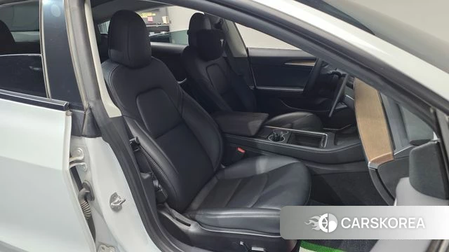 Tesla Model 3 id 5012450 из Кореи 18